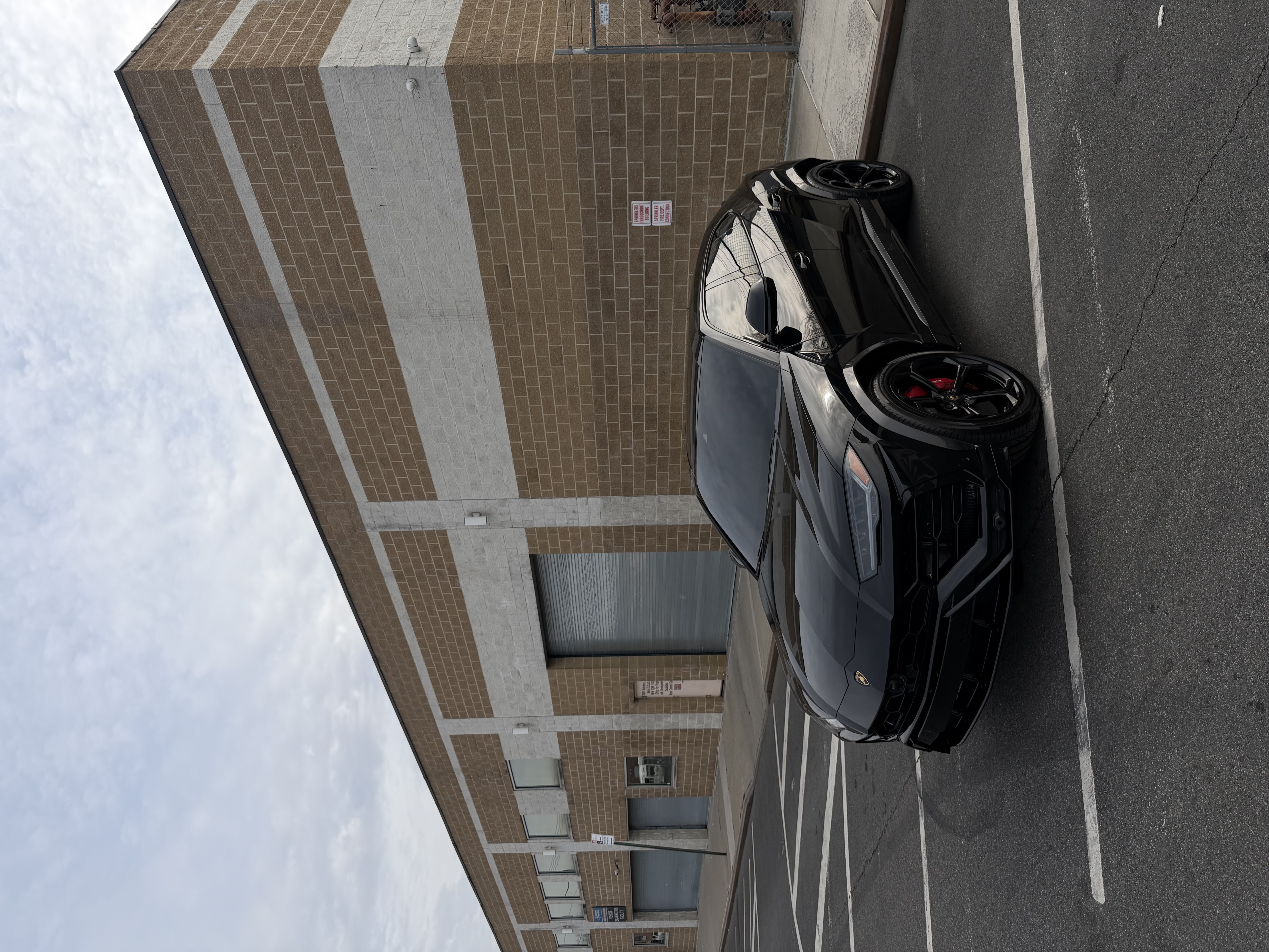 Lamborghini Urus (Black)