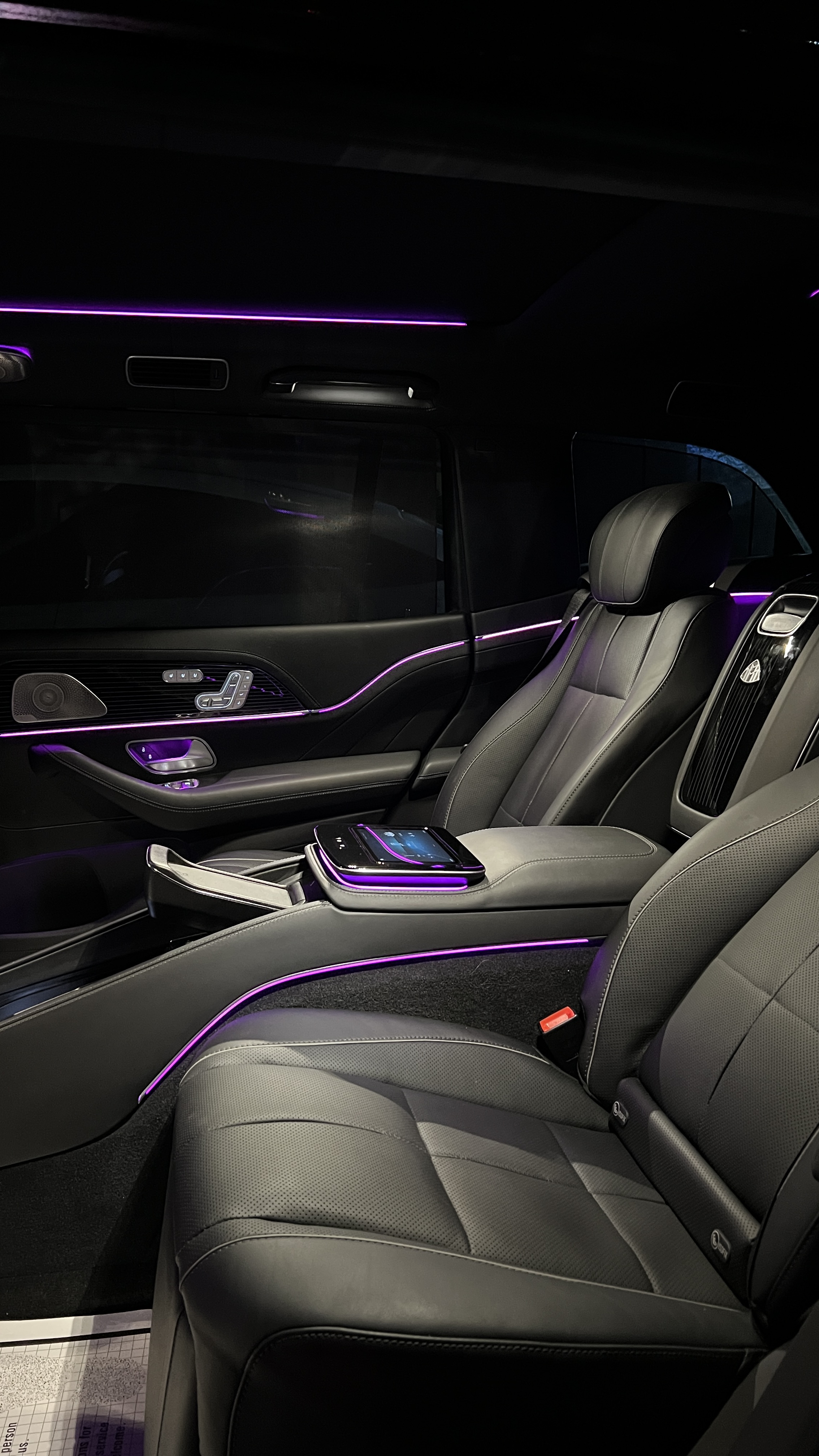 Mercedes-Maybach GLS 600 thumbnail 2