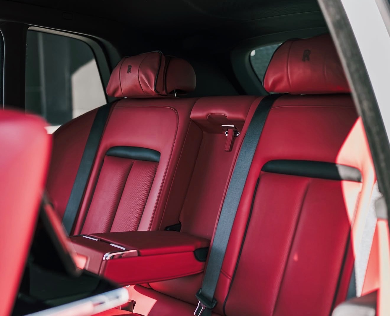 Rolls-Royce Cullinan thumbnail 4